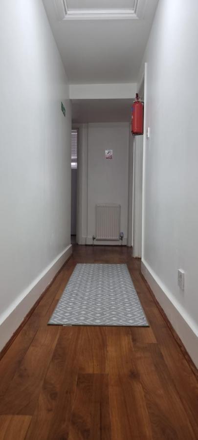 Cricklewood Broadway Guest Home Londres Exterior foto